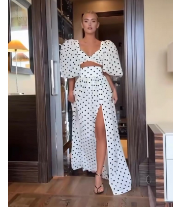Completo Pois Bon Ton