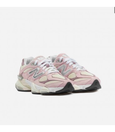 New Balance 9060 Sugar Pink