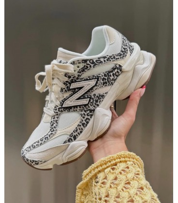 New Balance 9060 Burgundy