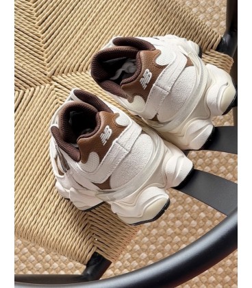 New Balance 9060 Breakfast Tea