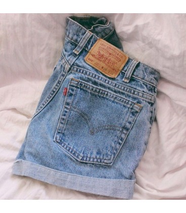 Short Levis